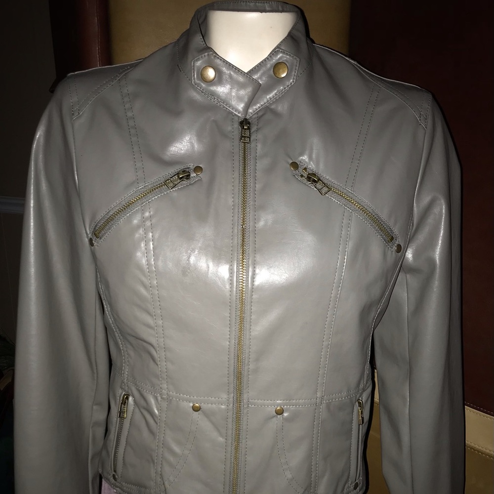 $5🔥 BUNDLE SALE Body Central gray jacket - Picture 1 of 10